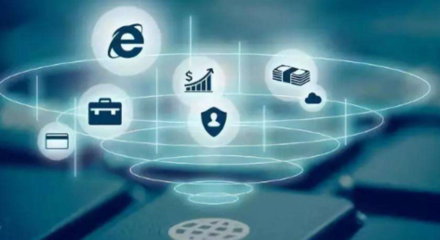 前7月規(guī)上互聯(lián)網(wǎng)企業(yè)業(yè)務(wù)收入呈現(xiàn)穩(wěn)步增長，互聯(lián)網(wǎng)信息服務(wù)表現(xiàn)亮眼